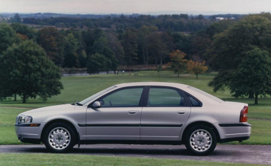  Volvo S80 1999 года  (фото 3 из 3)